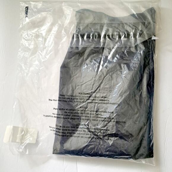 Ministry of Supply Luxe Touch Tee - Picture 12 of 13